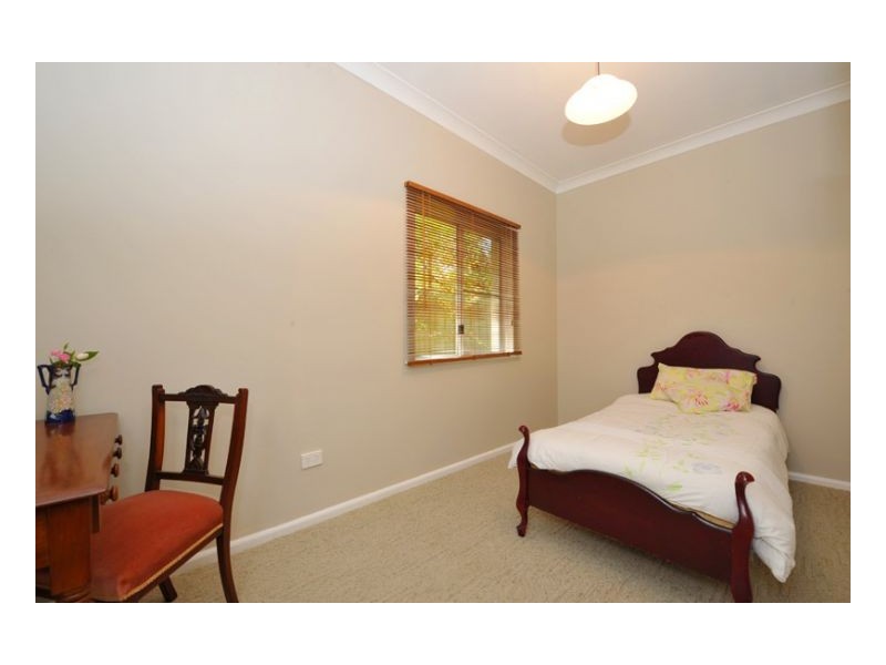 43 Roderick St, Tamworth NSW 2340