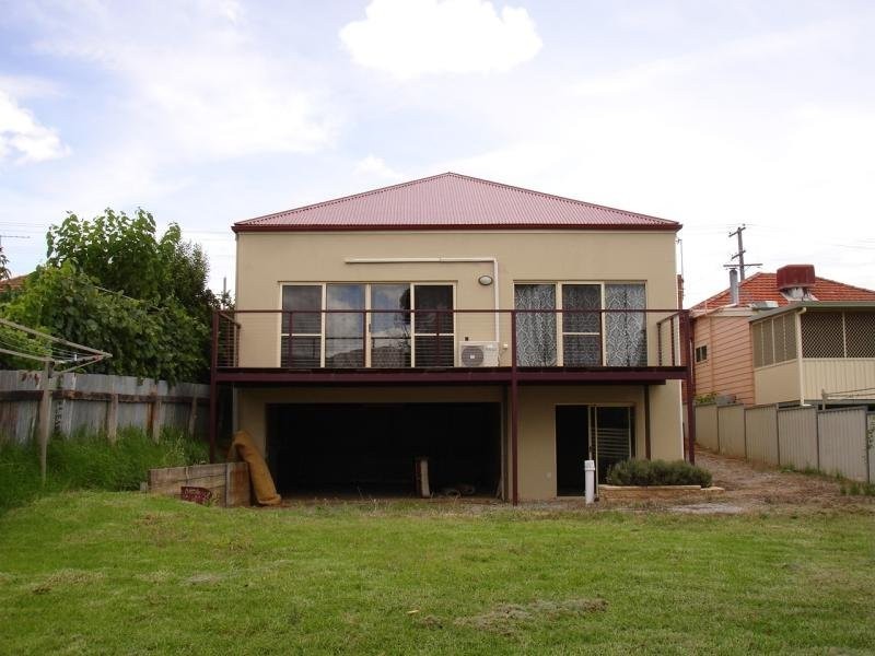 92 Crown Street, Tamworth NSW 2340