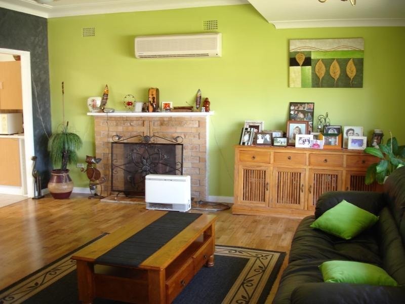 8 Patterson St, Tamworth NSW 2340