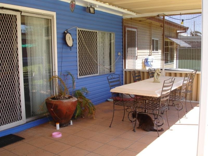 8 Patterson St, Tamworth NSW 2340