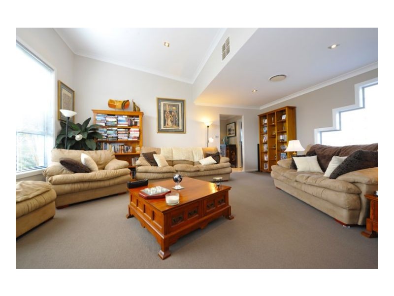 1/50 Peregrine Avenue, Tamworth NSW 2340