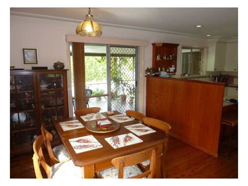 11 Minimurra Crescent, Tamworth NSW 2340