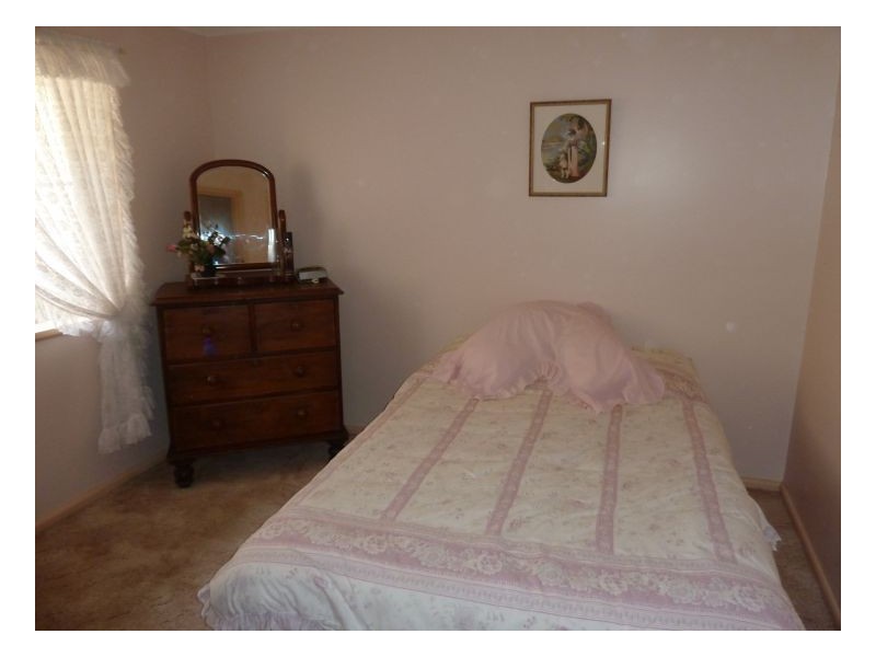 11 Minimurra Crescent, Tamworth NSW 2340