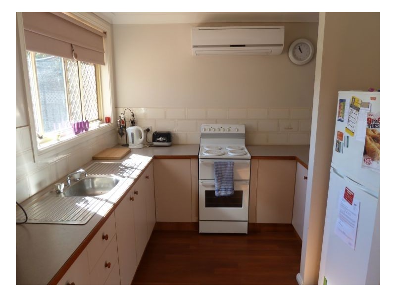 2/8 Curlew Crescent, Oxley Vale NSW 2340