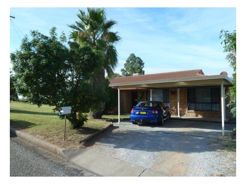 6 Willow Park Drive, Kootingal NSW 2352
