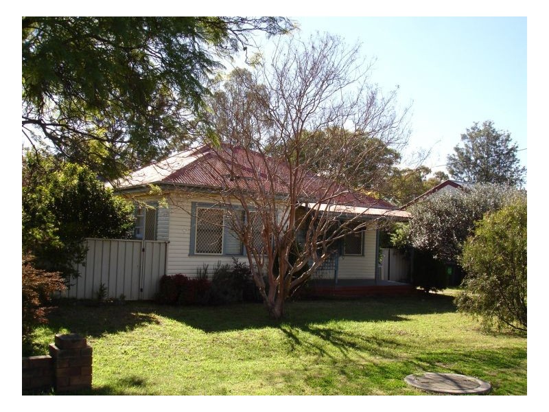 28 Anthony Road, Tamworth NSW 2340