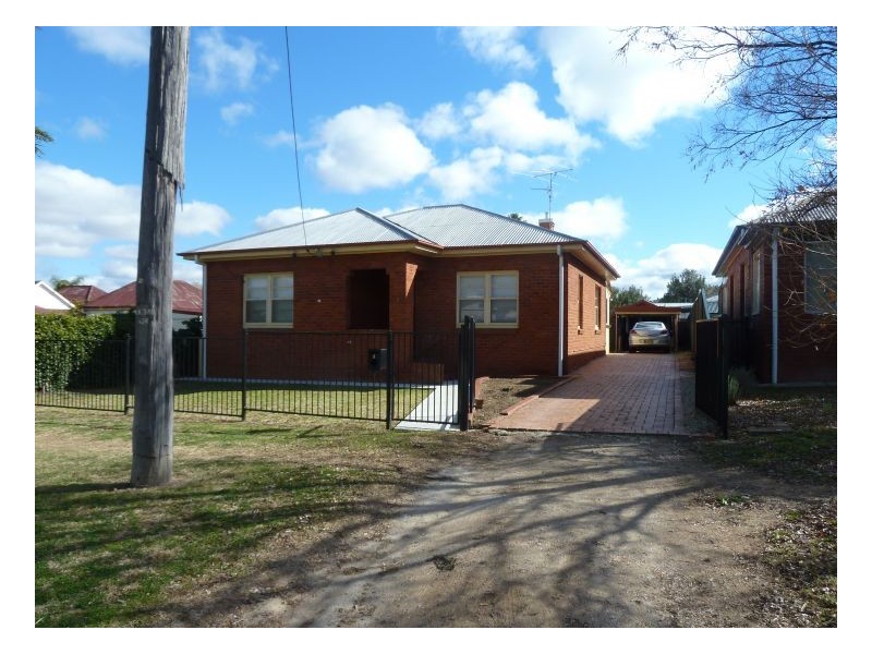8 Bligh Street, Tamworth NSW 2340