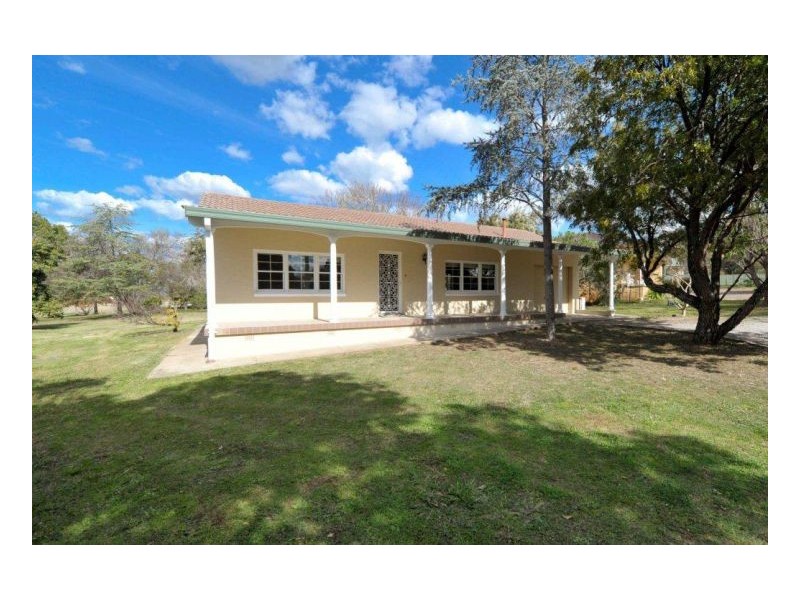 4 Darrel Road, Tamworth NSW 2340