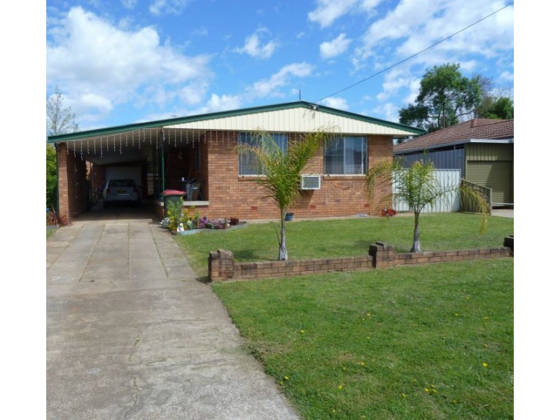 7 Karloo Street, Tamworth NSW 2340