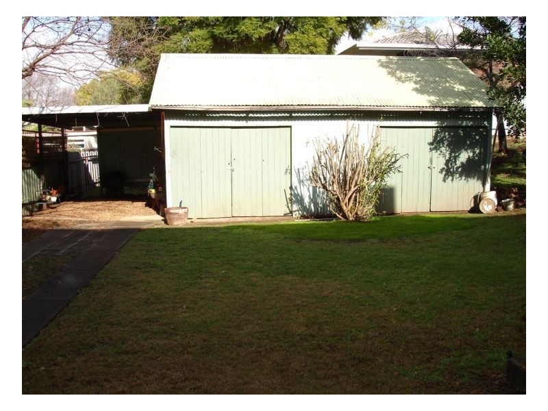25 Napier Street, Tamworth NSW 2340