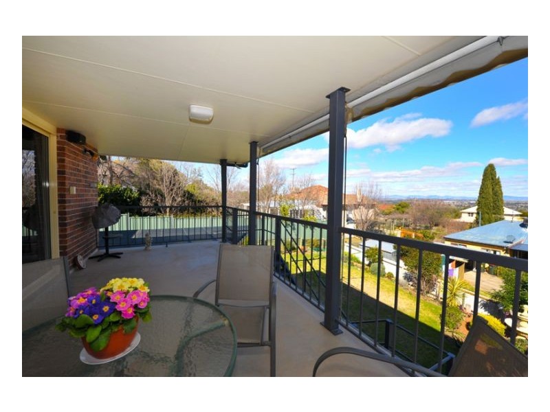 9 Shrewsbury Avenue, Tamworth NSW 2340