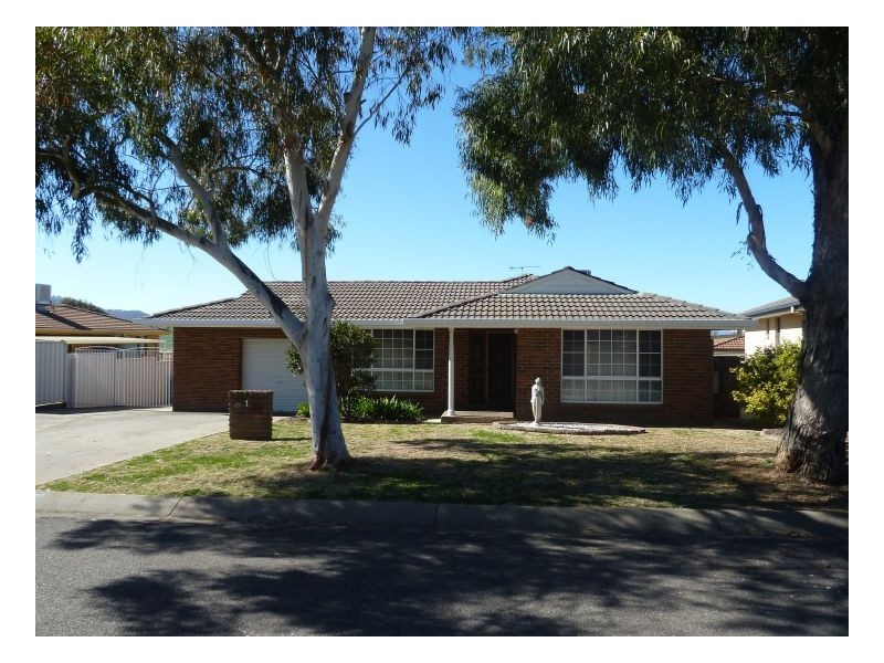 1 The Mews, Tamworth NSW 2340