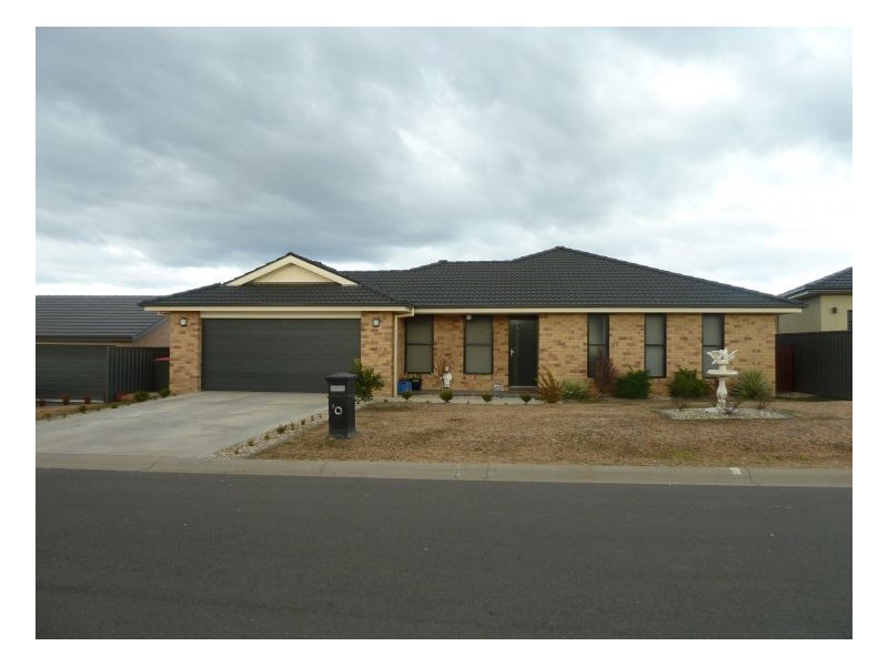 6 Rosella Avenue, Tamworth NSW 2340