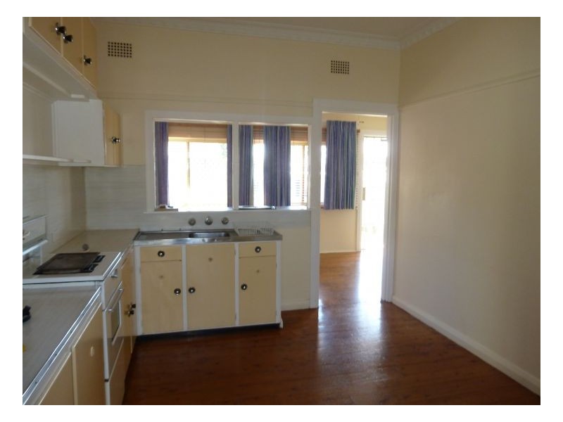 2/34 Robert Street, Tamworth NSW 2340