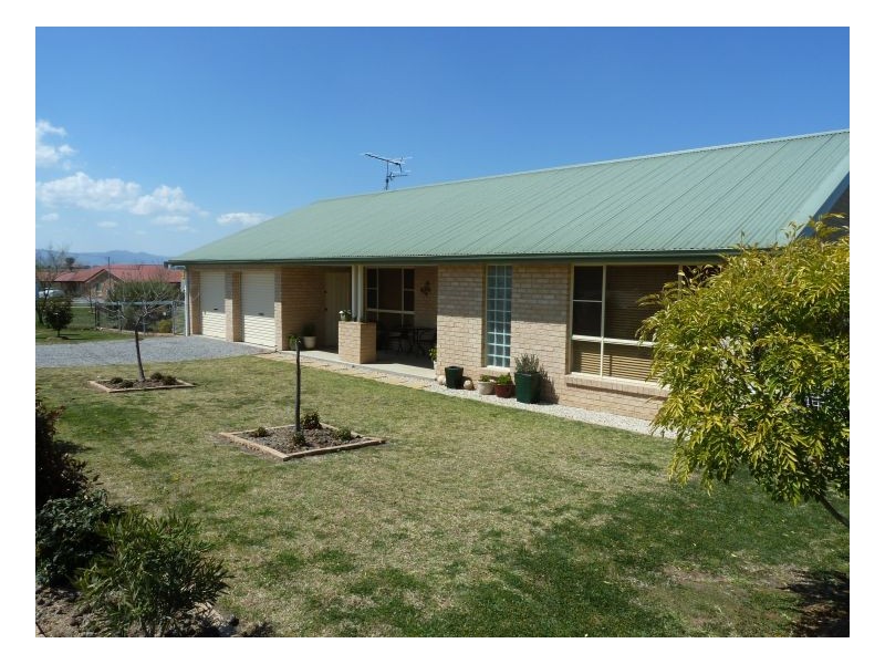1 Worboys Road, Tamworth NSW 2340