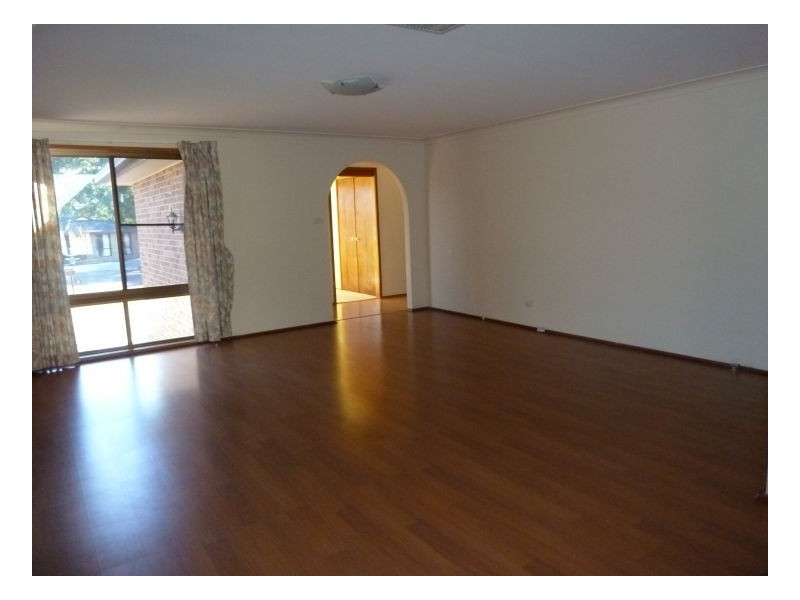 1 Kyooma Street, Tamworth NSW 2340