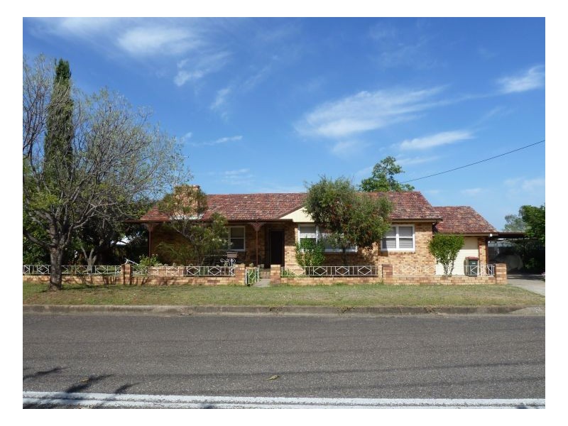 22 Hyman Street, Tamworth NSW 2340