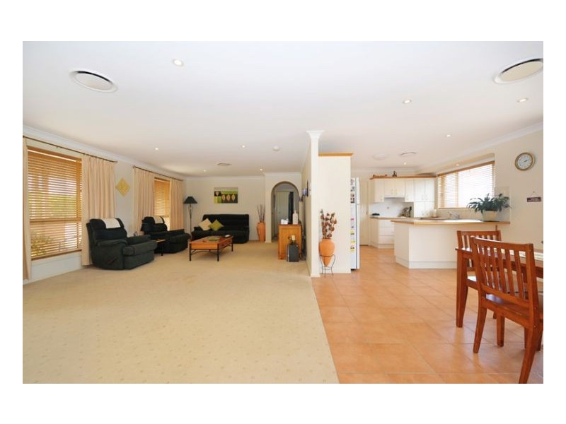 1 Worboys Road, Tamworth NSW 2340