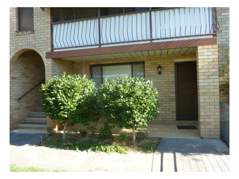 2/26 Reservoir Street, Gunnedah NSW 2380