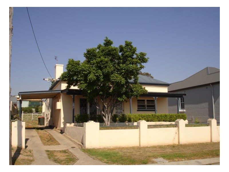 65 Denne Street, Tamworth NSW 2340