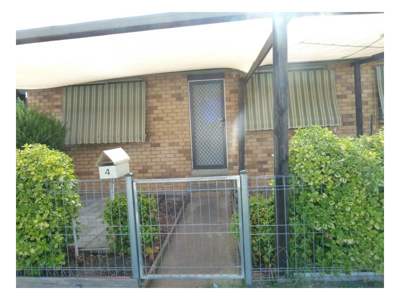 4/56 Vera Street, Tamworth NSW 2340