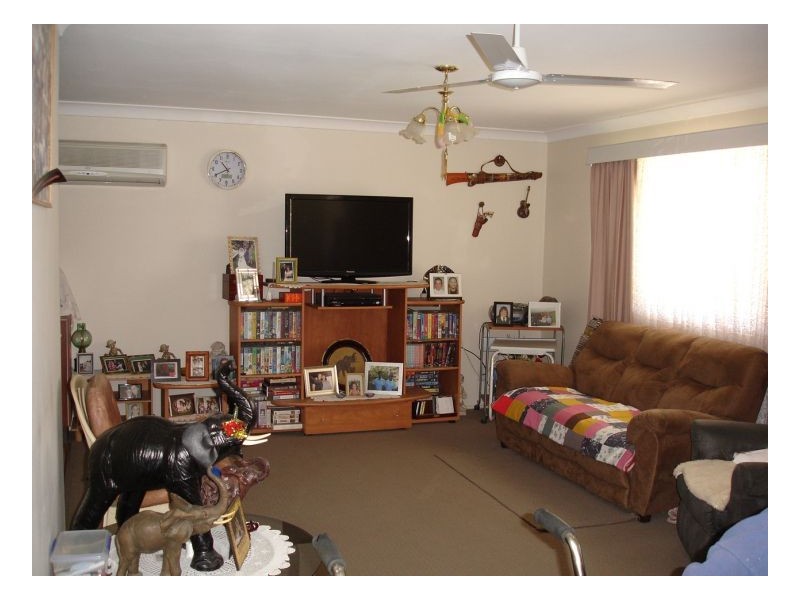 69 Warral Road, Tamworth NSW 2340