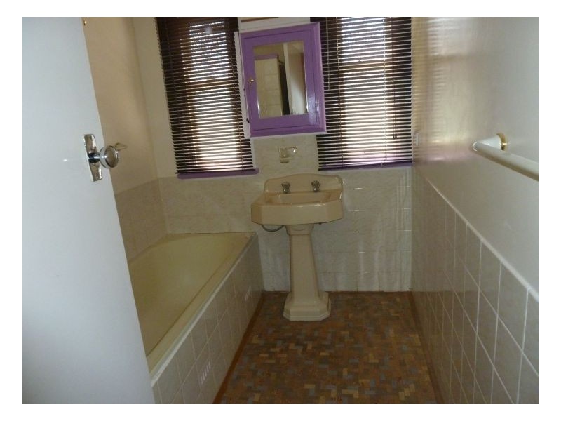 197 Carthage Street, Tamworth NSW 2340