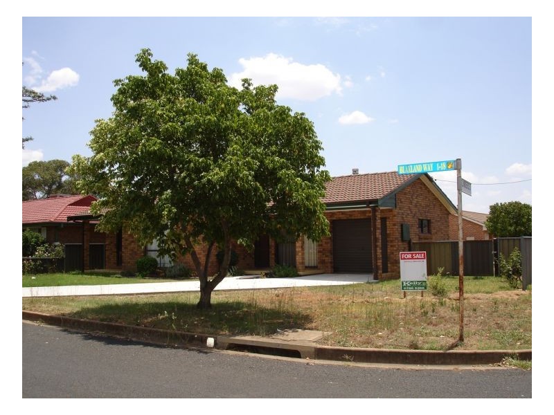 2 Blaxland Way, Tamworth NSW 2340