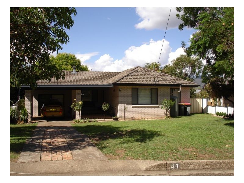 41 Arinya Street, Tamworth NSW 2340