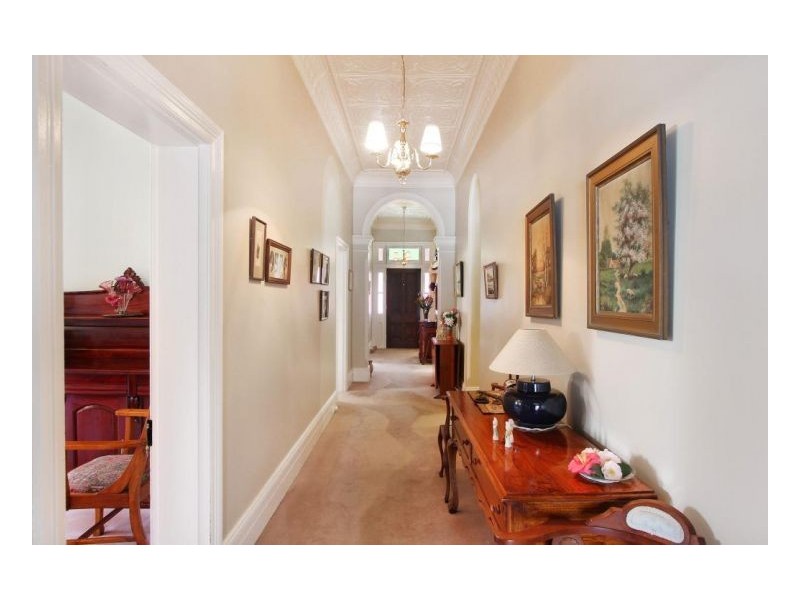 138 Carthage Street, Tamworth NSW 2340