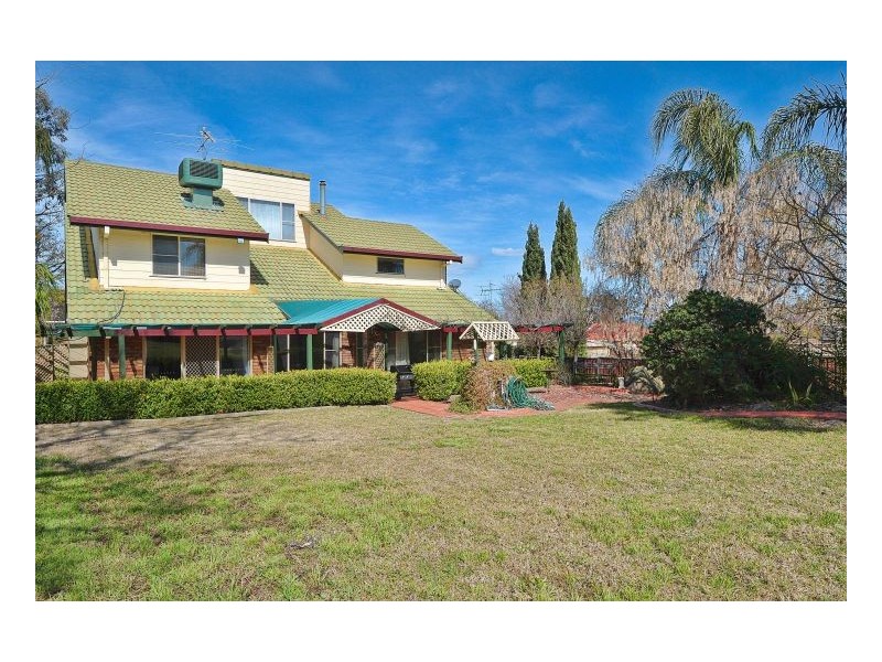 32 Ford Street, Tamworth NSW 2340