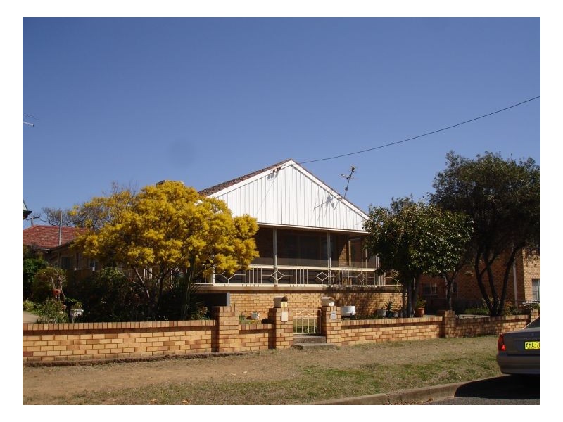 65 Phillip, Tamworth NSW 2340