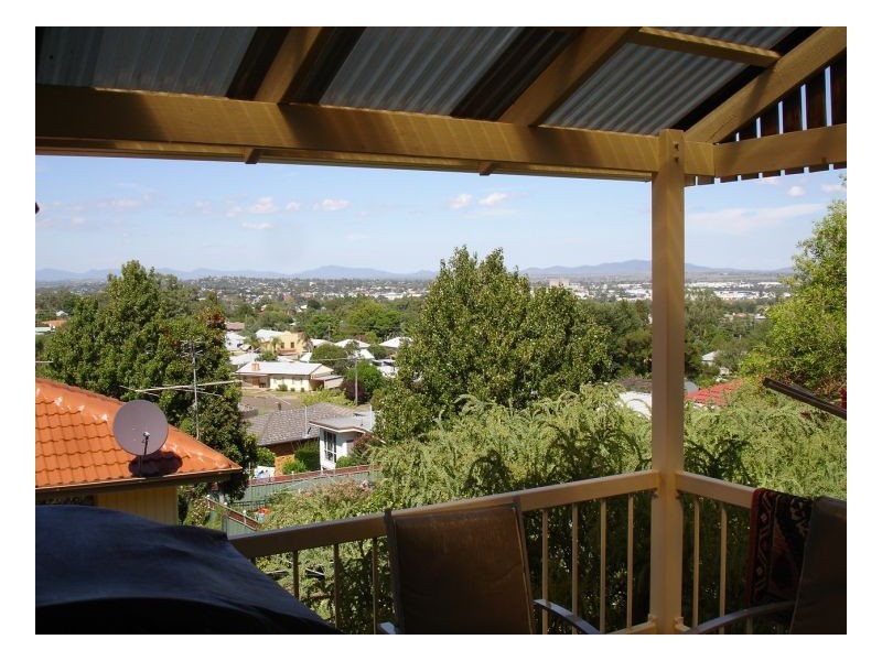 6 Bernice Place, Tamworth NSW 2340