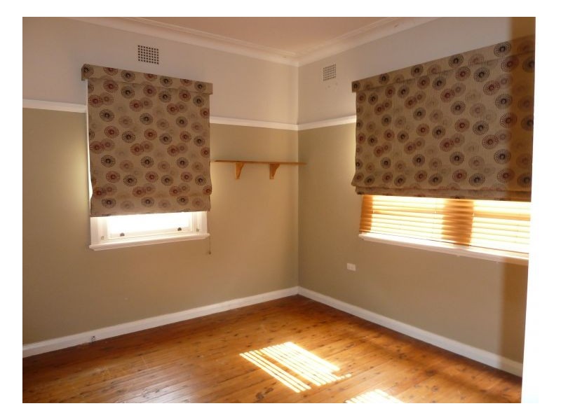 1 Robert Street, Tamworth NSW 2340