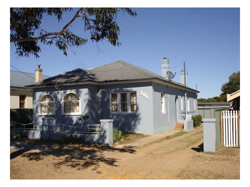105 Belmore Street, Tamworth NSW 2340