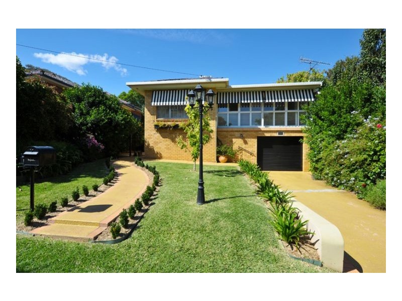 91 White Street, Tamworth NSW 2340