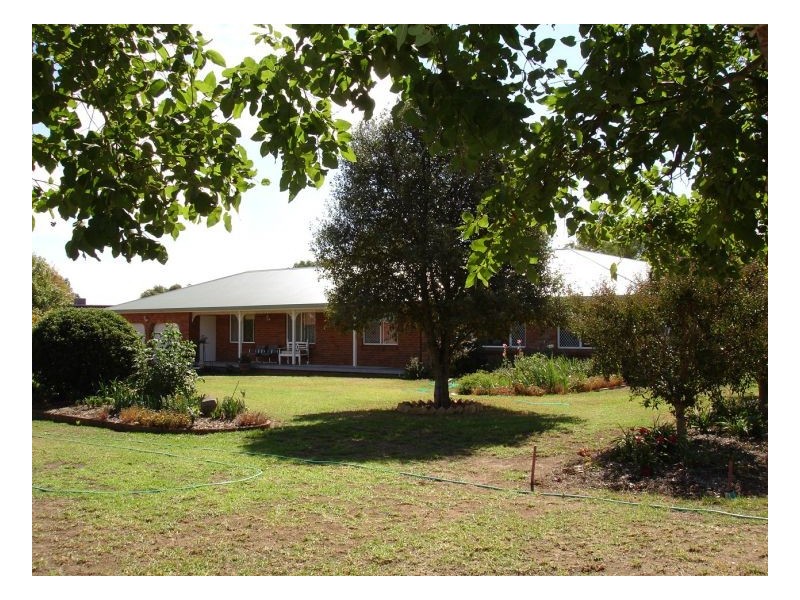 25 Coorigal Street, Tamworth NSW 2340