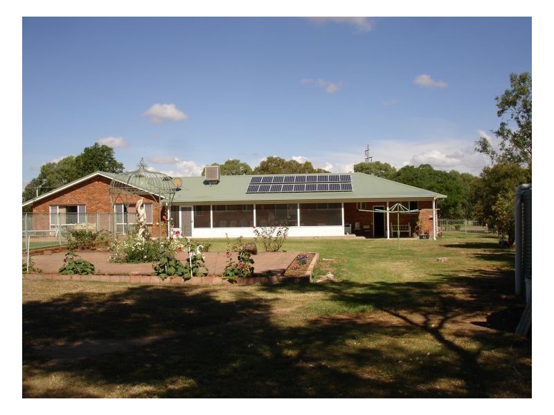 25 Coorigal Street, Tamworth NSW 2340