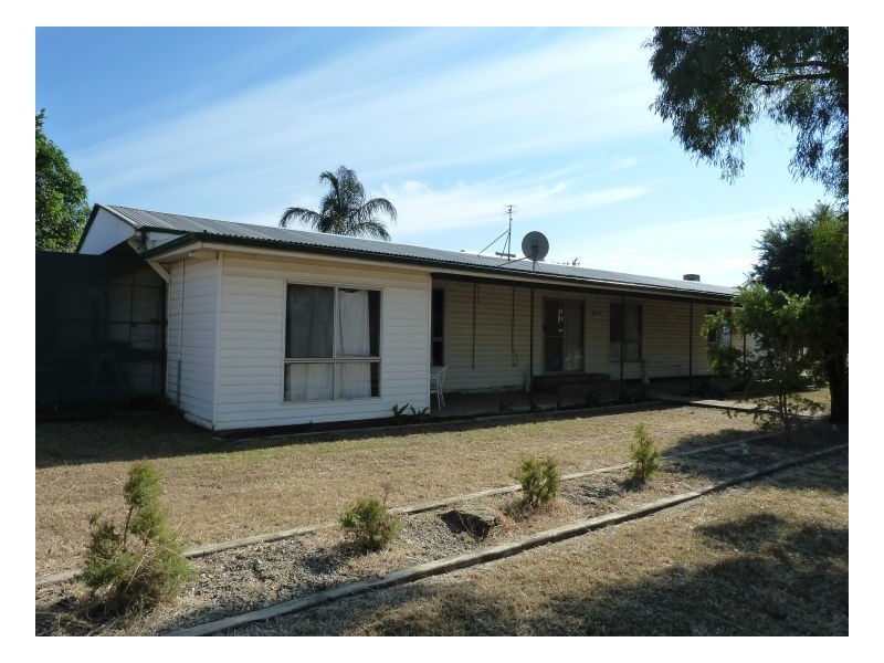 12 Murroon Road, Westdale NSW 2340