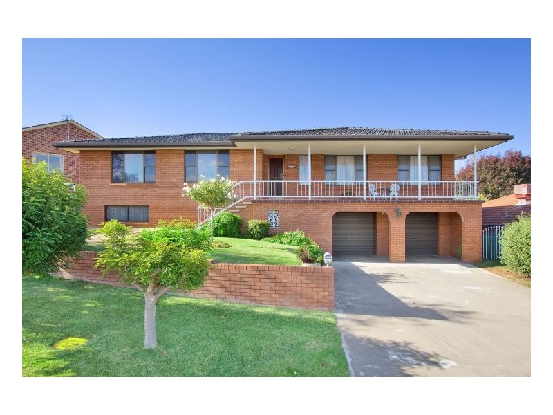 20 Woodbry Crescent, Tamworth NSW 2340