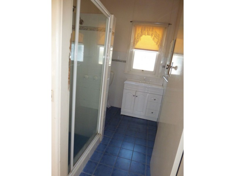 36 Oak Street, Tamworth NSW 2340