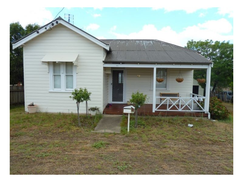 94 Church Street, Tamworth NSW 2340