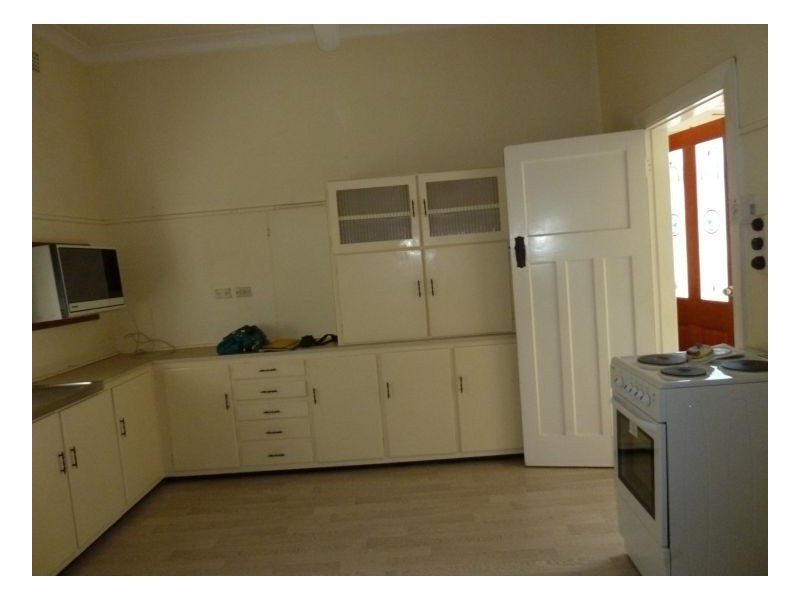 94 Church Street, Tamworth NSW 2340