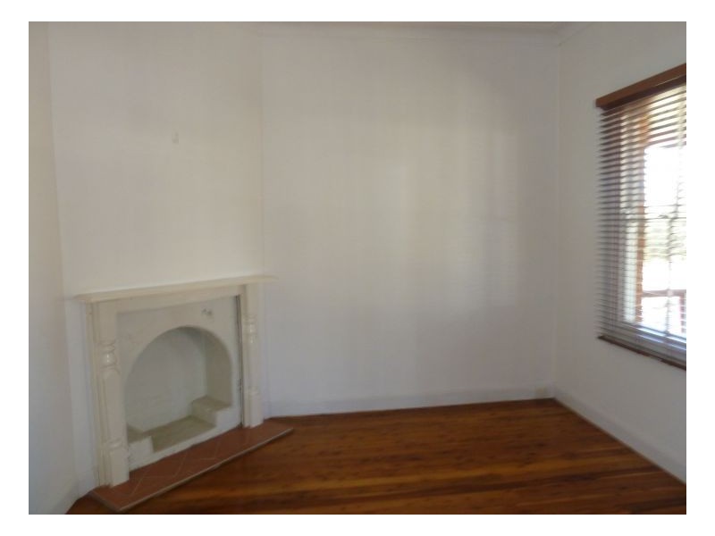 19 Gipps Street, Tamworth NSW 2340