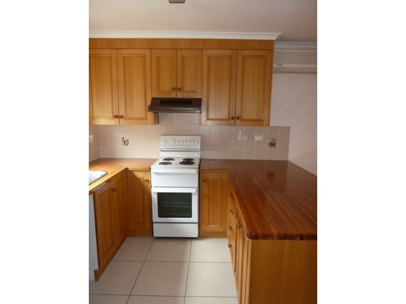 2/73 Crown Street, Tamworth NSW 2340