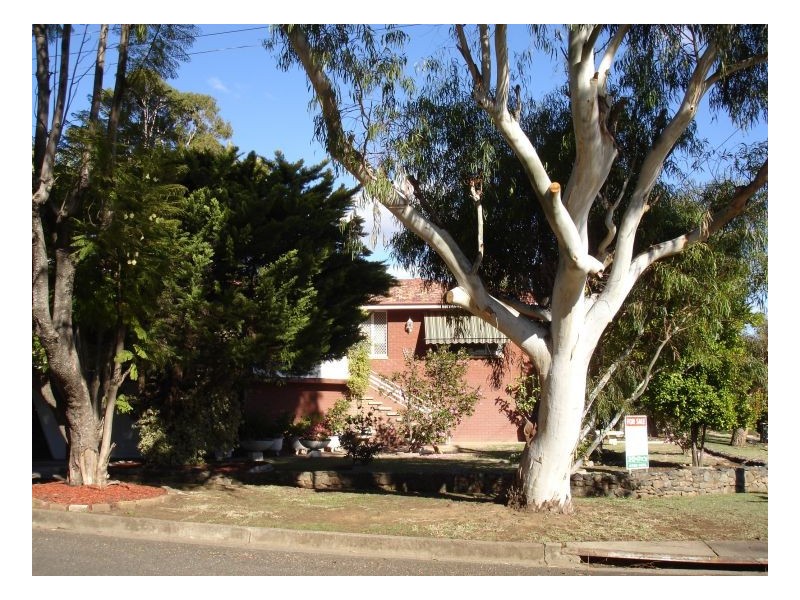 87 Bourke Street, Tamworth NSW 2340