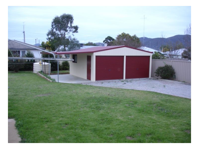 10 Bell Street, Tamworth NSW 2340