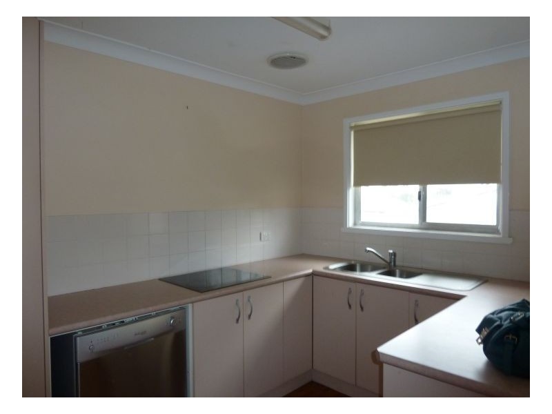 16 Milburn Road, Oxley Vale NSW 2340