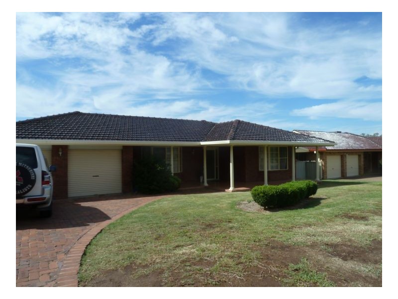 36 Banjo Circuit, Tamworth NSW 2340