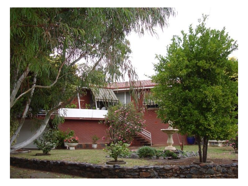 87 Bourke Street, Tamworth NSW 2340